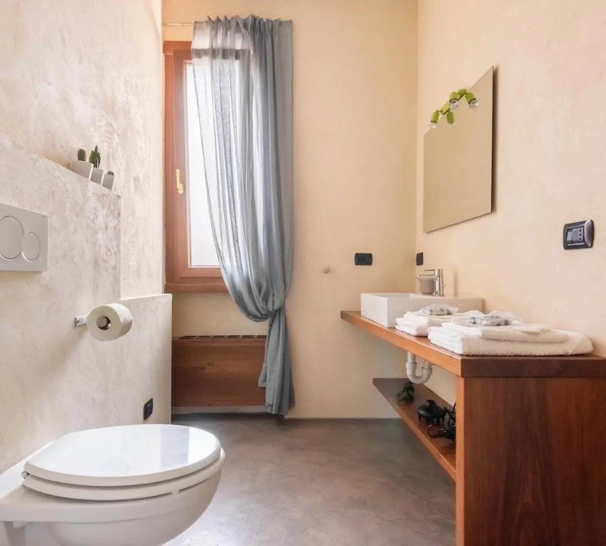 Homestay Filarmonico - Terrace Near Arena Vérone