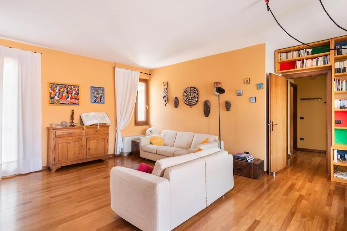 Apartment Homestay Filarmonico - Terrace Near Arena Verona